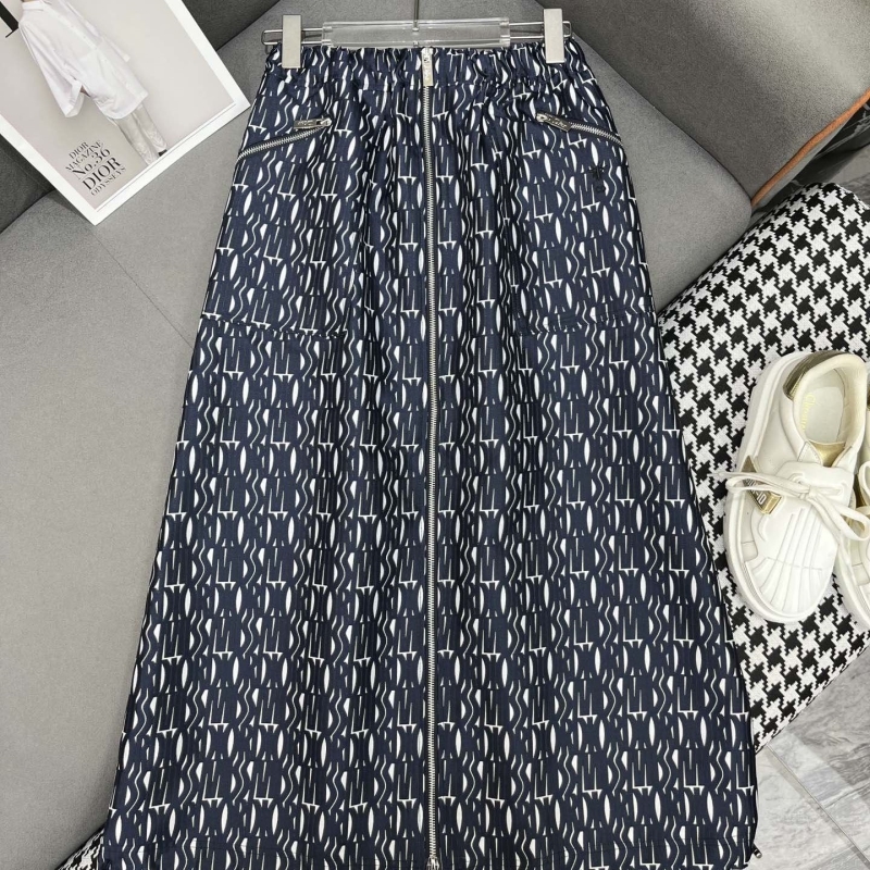 D*or skirts
